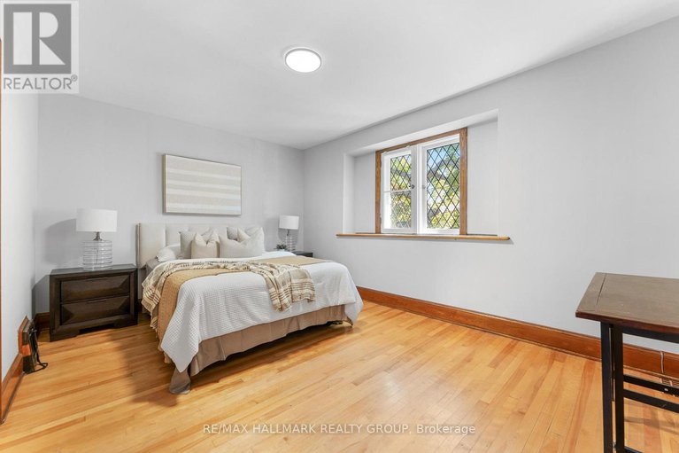 29110534/242-harmer-avenue-s/civic-hospital/ottawa/ontario/K1Y0V6_17