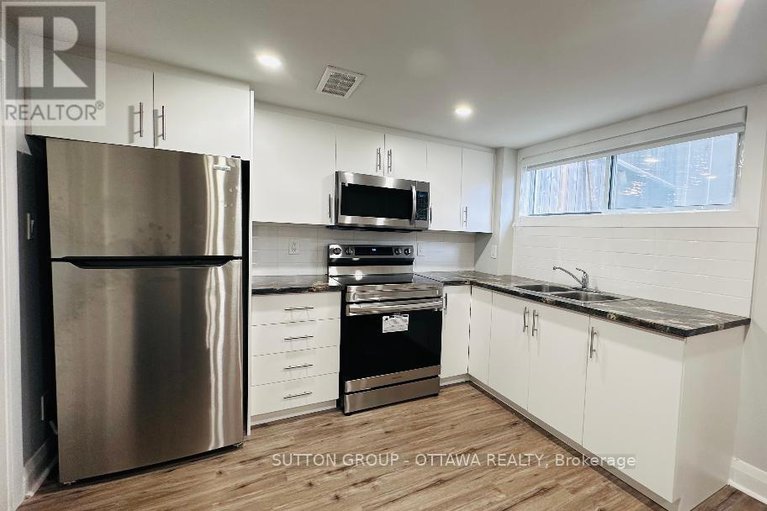 28362036/2675-marie-street/britannia/ottawa/ontario/K2B7E3_26