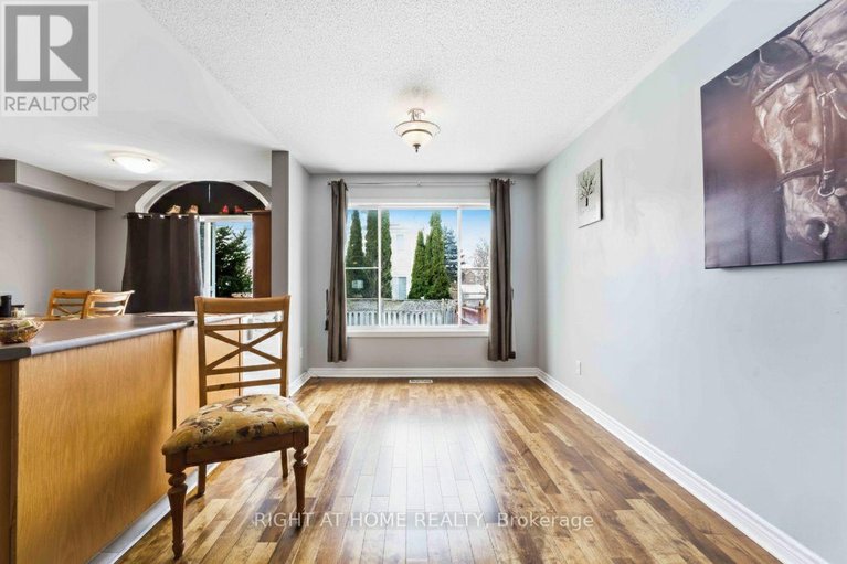 29392992/6254-sablewood-place/chapel-hill/ottawa/ontario/K1C7M5_8