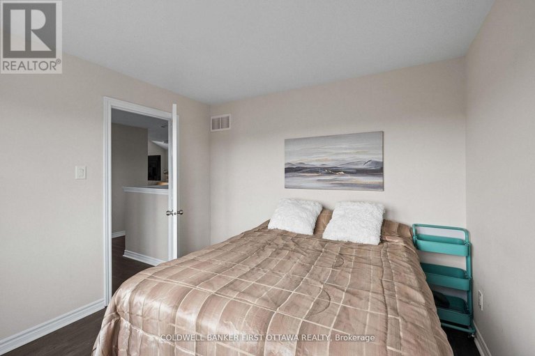 29673246/619-dundonald-drive/half-moon-bay/ottawa/ontario/K2J5Y8_30