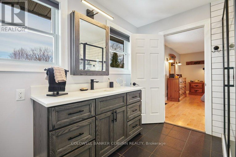28158483/11391-lakeshore-drive/south-dundas-matilda-twp/south-dundas/ontario/K0E1K0_29