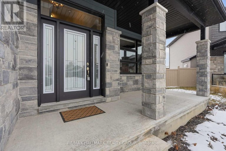 29499716/1212-avignon-street/embrun/russell/ontario/K0A1W0_5