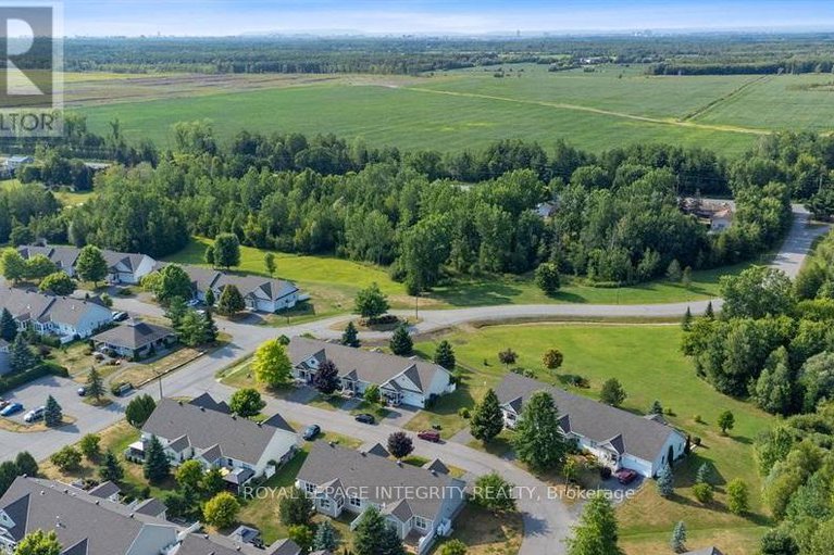 29356022/657-country-trail-private/carlsbad-springs/ottawa/ontario/K0A1K0_39