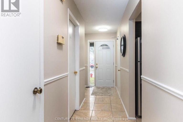 29610480/16-71-clarkson-crescent/katimavik/ottawa/ontario/K2L3C9_3