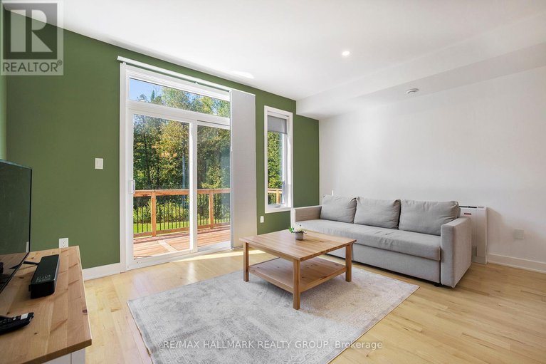 28881418/156-country-meadow-drive/huntley-ward-north-west/ottawa/ontario/K0A1L0_29