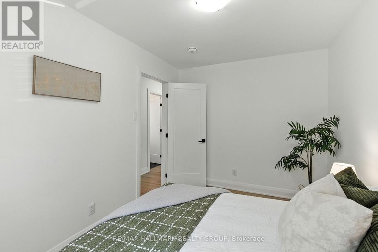28828000/756-cummings-avenue/castle-heightsrideau-high/ottawa/ontario/K1K2L1_15