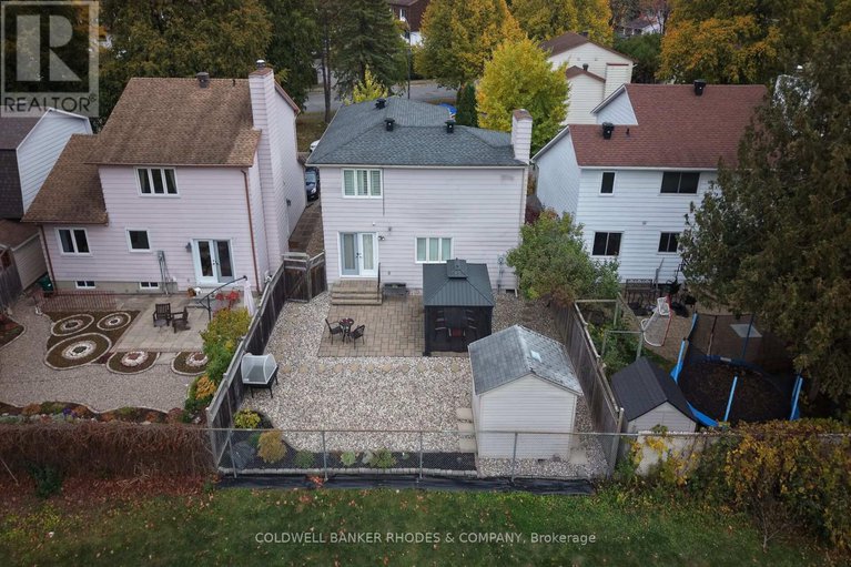 29032585/8-confederation-private/mooneys-bayriverside-park/ottawa/ontario/K1V9W6_44