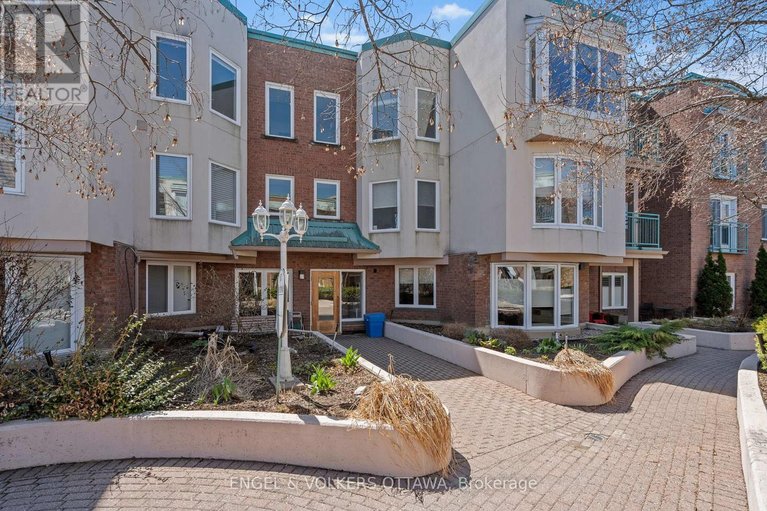 29671647/403-1-columbus-avenue/overbrook/ottawa/ontario/K1K4L1_2