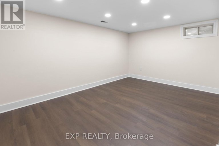 28555628/107-2650-pimlico-crescent/emerald-woodssawmill-creek/ottawa/ontario/K1T2A8_24