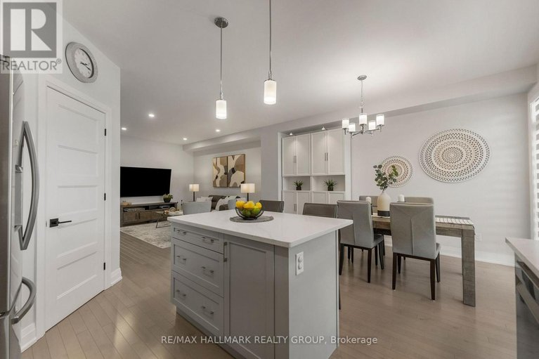 28591782/2012-berne-street/embrun/russell/ontario/K0A1W0_16