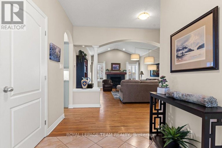 29633265/35-wilderness-way/stittsville-north/ottawa/ontario/K2S2E2_3