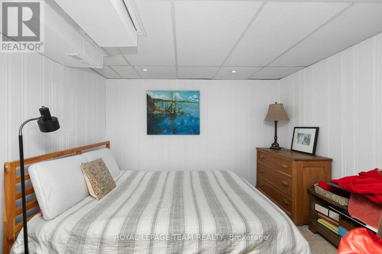 28819009/5515-millview-street/manotick-long-island-nicholls-island/ottawa/ontario/K4M1J3_22