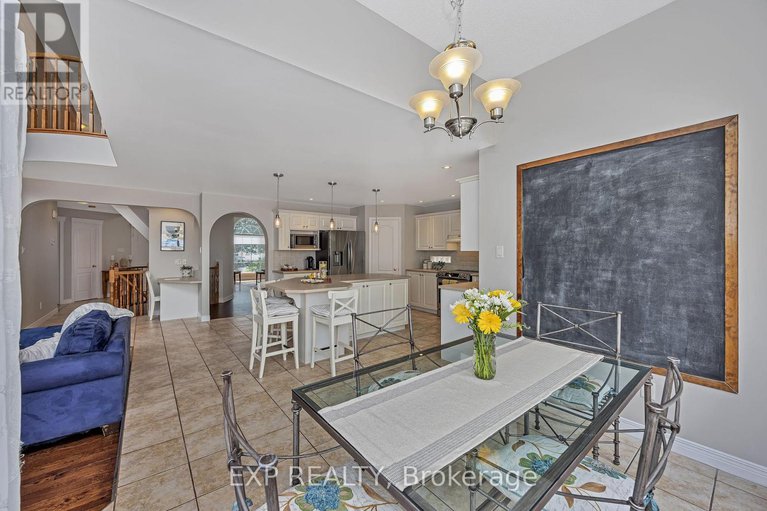 28626253/3722-mountain-meadows-crescent-n/riverside-southgloucester-glen/ottawa/ontario/K1V1V7_17