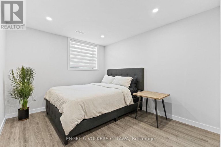 28758324/119-green-ash-avenue/goulbourn-twp-from-franktown-rdsouth-to-rideau/ottawa/ontario/K0A2Z0_44