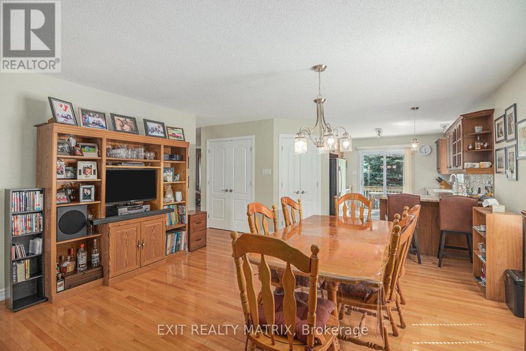 28777182/14-provost-street/north-stormont-finch-twp/north-stormont/ontario/K0A1R0_16