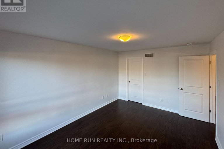 29038646/1016-eider-street/riverside-southgloucester-glen/ottawa/ontario/K4M1B2_25