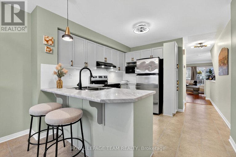 29059744/548-lakeridge-drive-ne/avalon-east/ottawa/ontario/K4A0H5_10