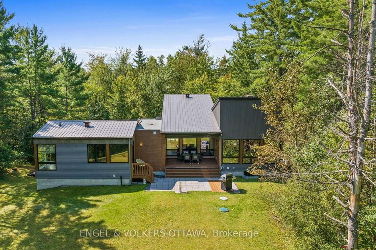 28704633/108-edith-margaret-place/huntley-ward-north-east/ottawa/ontario/K2W1A8_40
