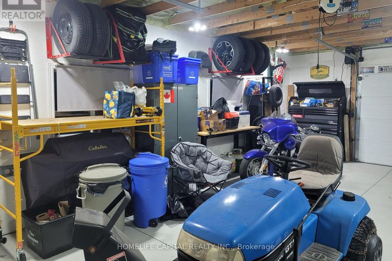 29204242/2515-gravelle-crescent/blackburn-hamlet/ottawa/ontario/K1B3A4_29