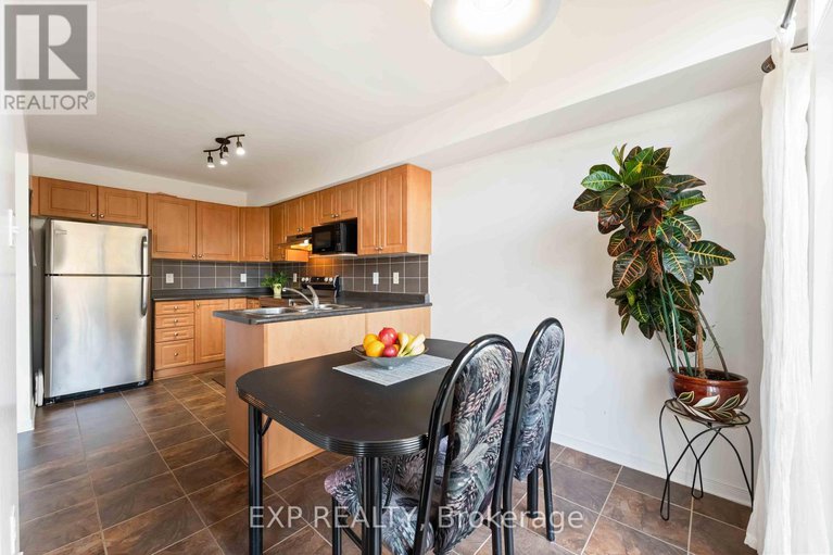 29220425/438-haresfield-court/riverside-southgloucester-glen/ottawa/ontario/K4M0B6_13