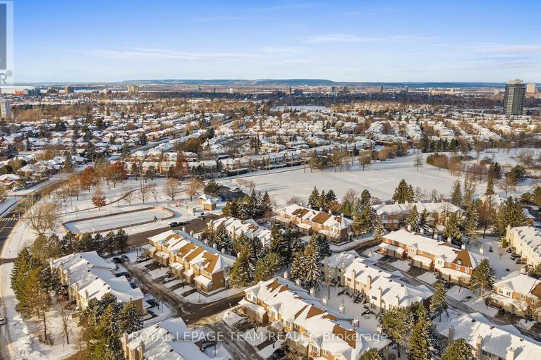 29343900/27-sandcliffe-terrace/centrepointe/ottawa/ontario/K2G5Y2_27