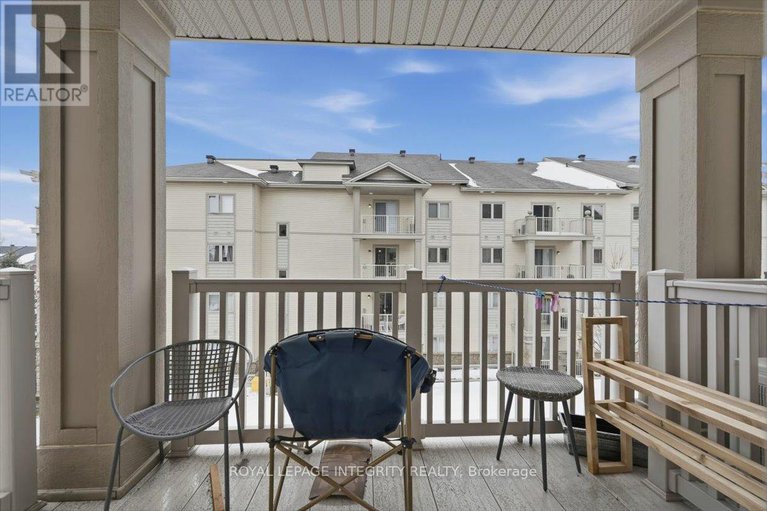 29258385/303-151-potts-private/notting-hillsummerside/ottawa/ontario/K4A0V7_18