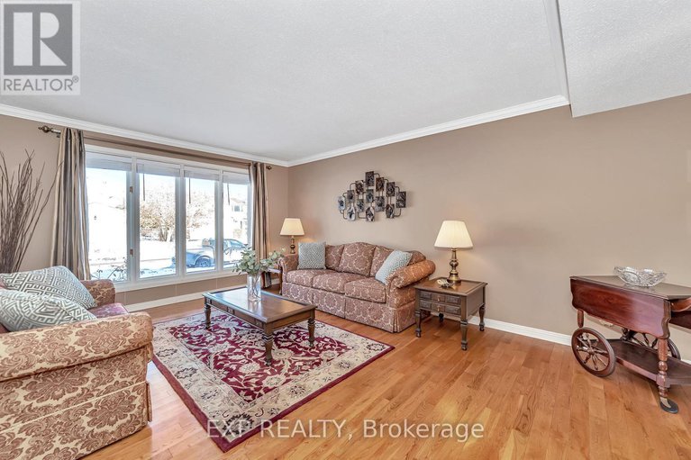 28592981/1309-plante-drive/hunt-clubwestern-community/ottawa/ontario/K1V9Z8_7