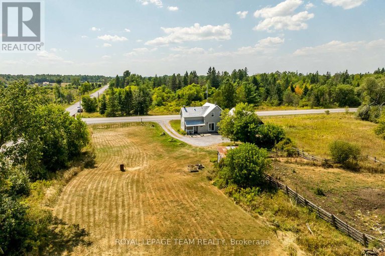 28723611/2106-dunrobin-road/kanata-north-east/ottawa/ontario/K0A1T0_35