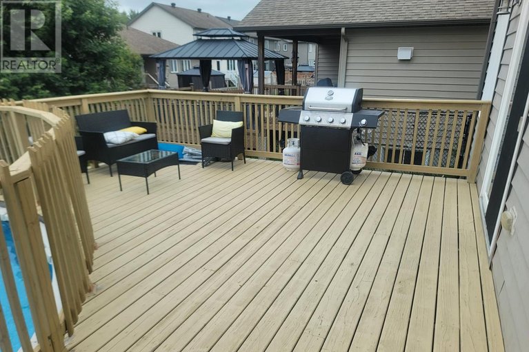 29427195/84-settlement-lane/village-of-russell/russell/ontario/K4R0A4_35