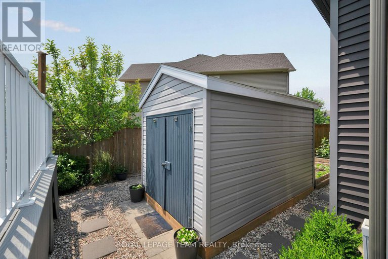 28591653/36-cento-way/stittsville-north/ottawa/ontario/K2S0W4_47