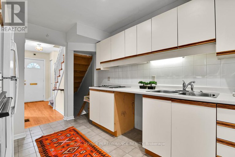 29349963/6-elmdale-avenue/lindenlea/ottawa/ontario/K1M1A4_10