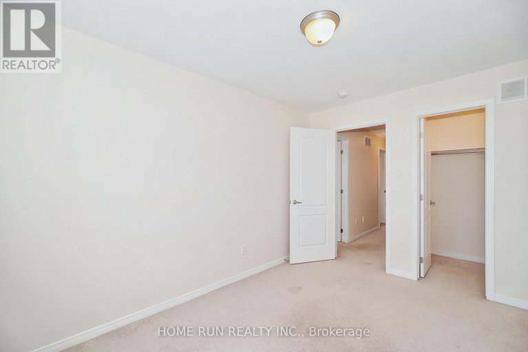 28873096/224-don-brown-private/emerald-meadowstrailwest/ottawa/ontario/K2M0M6_26