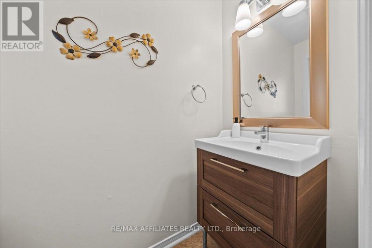 28880153/93-springcreek-crescent/bridlewood/ottawa/ontario/K2M2K8_5