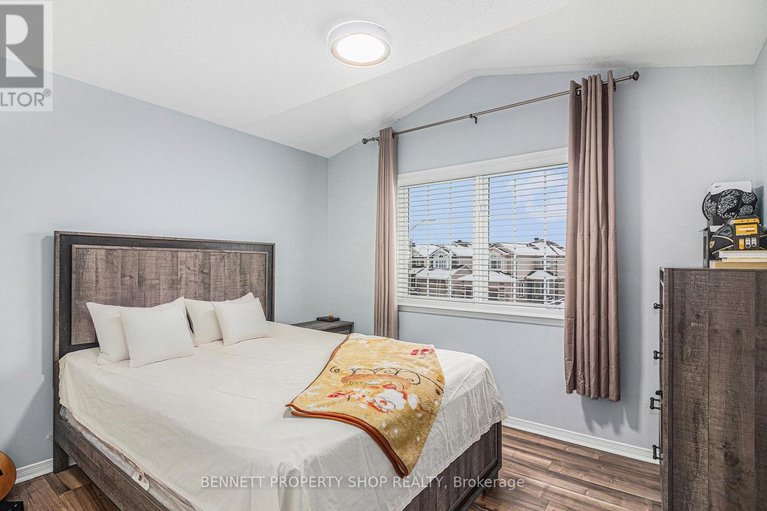 29256595/1067-rocky-harbour-crescent/riverside-southgloucester-glen/ottawa/ontario/K1V1V3_29