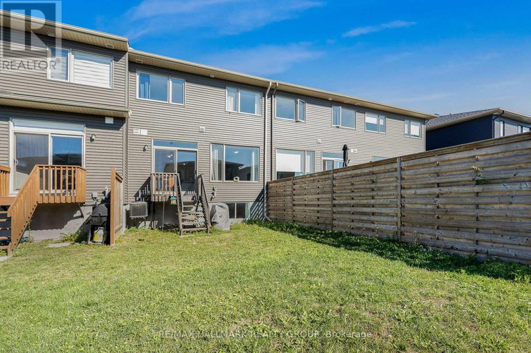 28839329/132-turquoise-street/clarencerockland-twp/clarence-rockland/ontario/K4K0L6_25