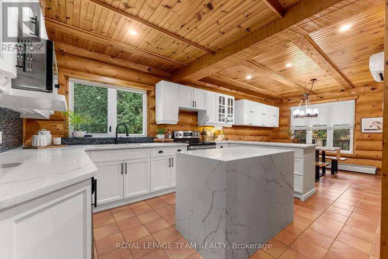 29441818/9-hubertine-gate/remainder-of-stittsville-area/ottawa/ontario/K2S1S5_26