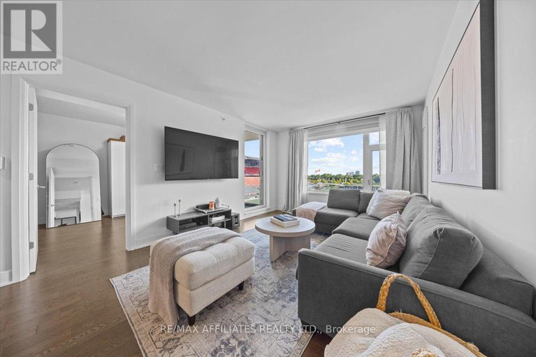 28923871/406-1035-bank-street/glebe/ottawa/ontario/K1S3W9_13