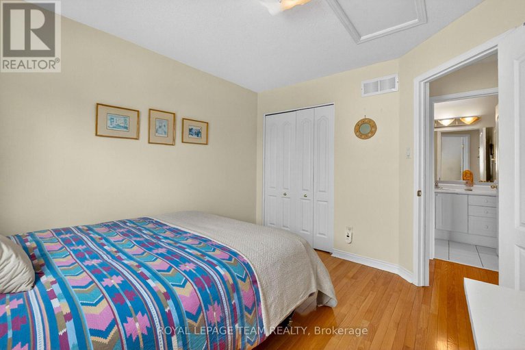 29366732/52-great-oak-private/riverview-park/ottawa/ontario/K1G6P8_36