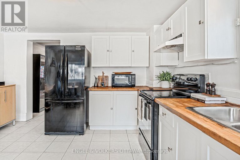 29306612/477-booth-street/west-centre-town/ottawa/ontario/K1R7L1_12