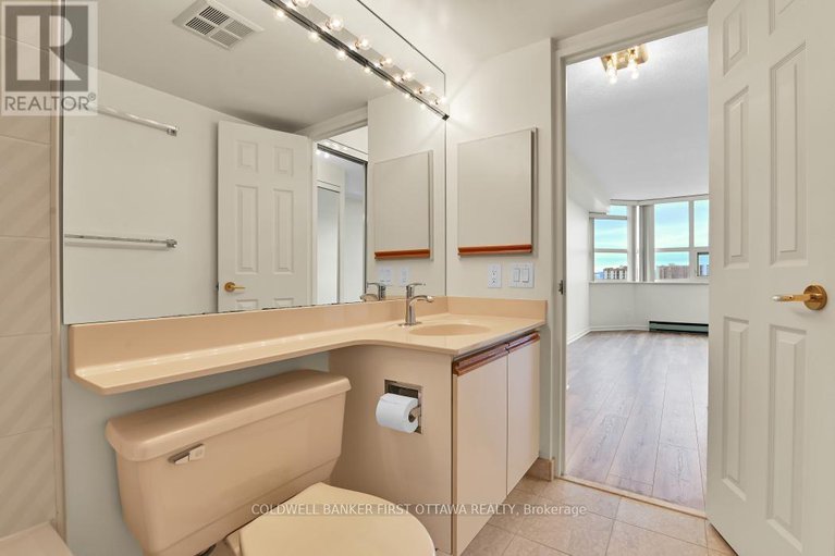 28180753/1601-1510-riverside-drive/riverview-park/ottawa/ontario/K1G4X5_25