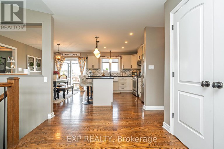 28570678/2892-south-nation-way/north-dundas-mountain-twp/north-dundas/ontario/K0E1W0_7