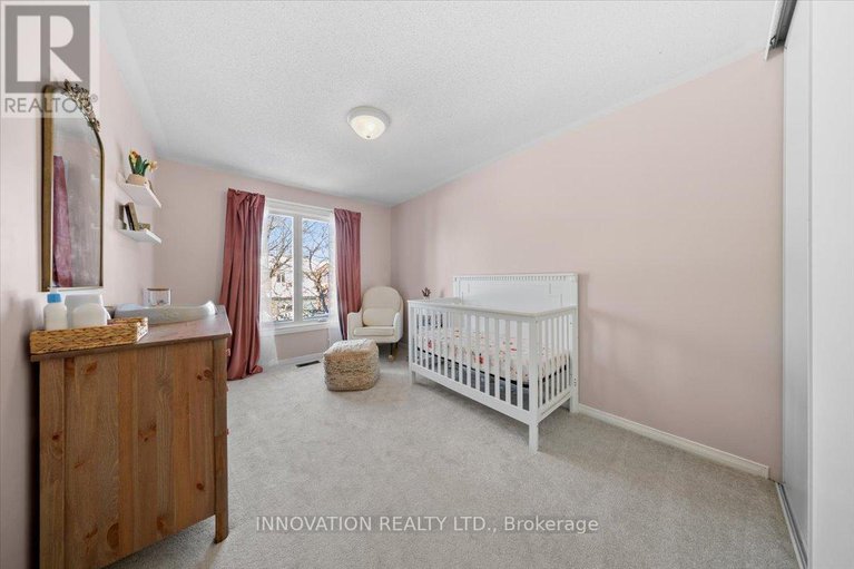 29394657/4-sheppards-glen-avenue/emerald-meadowstrailwest/ottawa/ontario/K2M2M7_30