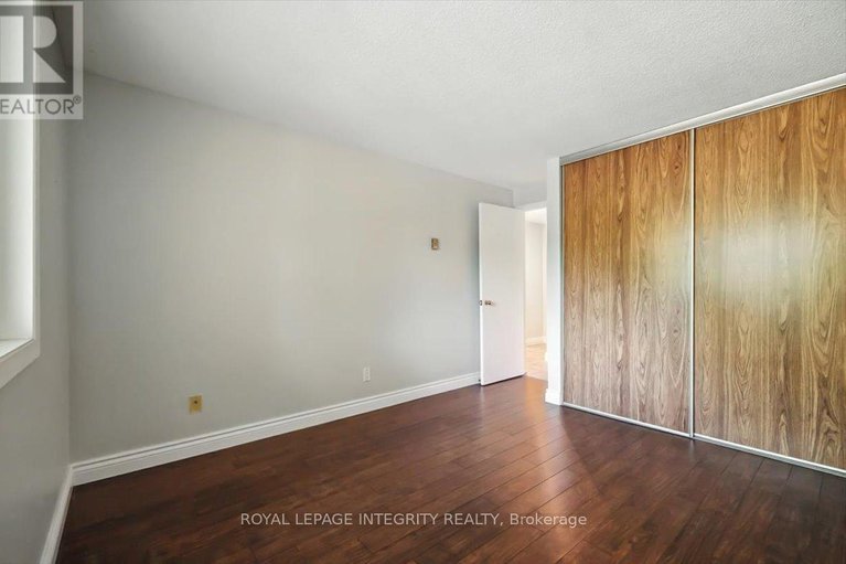 28812439/201-6470-bilberry-drive/orleans-wood/ottawa/ontario/K1C4P1_26