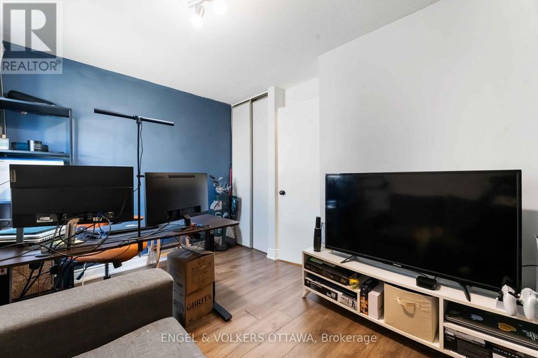 28946103/58-1375-bethamy-lane/beacon-hill-south/ottawa/ontario/K1J8P5_15