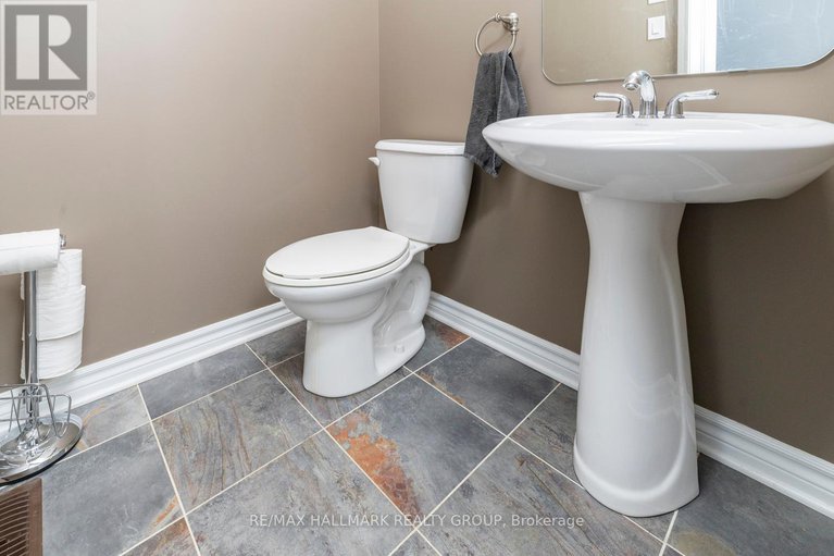 28265778/202-waymark-crescent/bridlewood/ottawa/ontario/K2M0A6_15