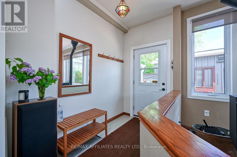 28432500/45-george-street/lanark-highlands-lanark-village/lanark-highlands/ontario/K0G1K0_16