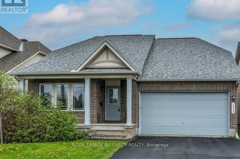 28790399/223-willow-creek-circle/strandherd/ottawa/ontario/K2G7B1_1