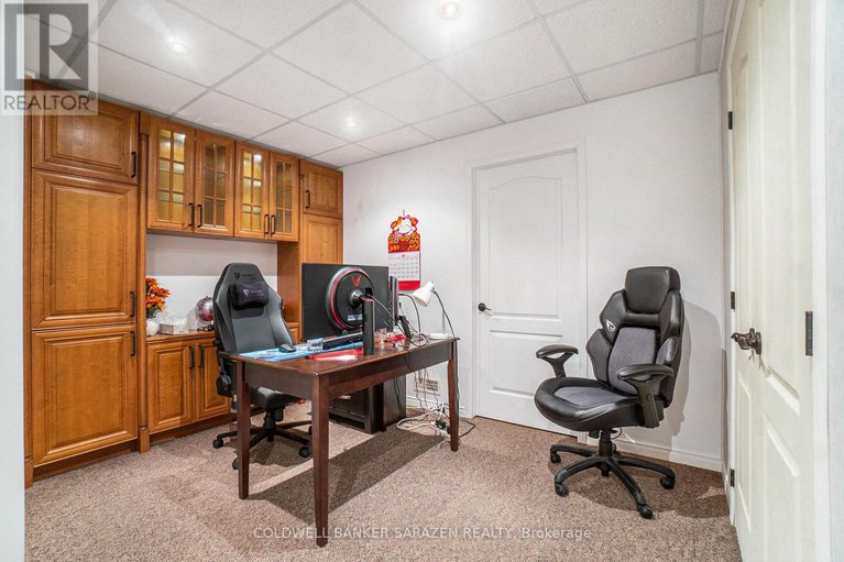 28981674/221-madhu-crescent/mooneys-bay/ottawa/ontario/K2C4J2_35