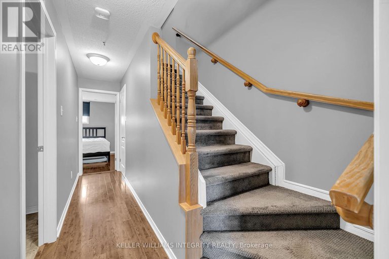 28221233/172-172-chapman-mills-drive/strandherd/ottawa/ontario/K2J0B7_17