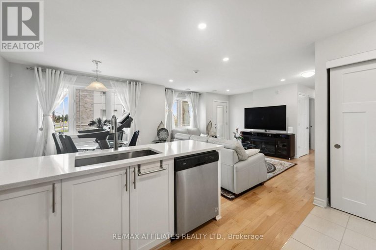 28295527/4-365-tribeca-private/longfields/ottawa/ontario/K2J6B4_16